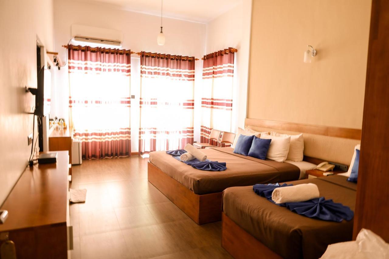 Hotel Elephant Bay Пиннавела Экстерьер фото